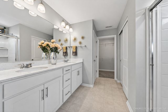 1645 Bayberry Lane, Pingree Grove, IL 60140