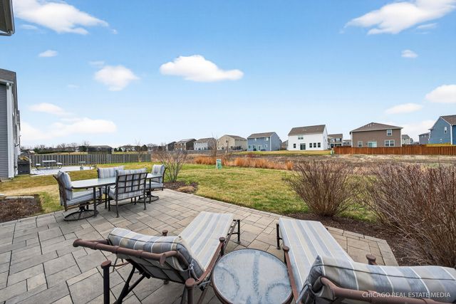 1645 Bayberry Lane, Pingree Grove, IL 60140