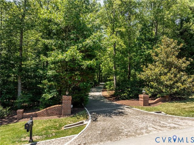 3124 Rock Cress Ln, Sandy Hook, VA 23153