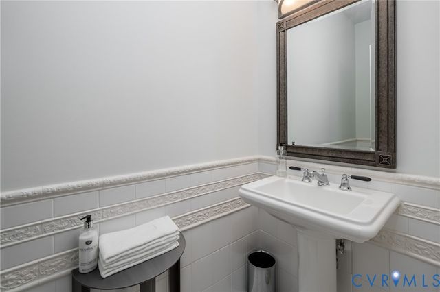 3124 Rock Cress Ln, Sandy Hook, VA 23153