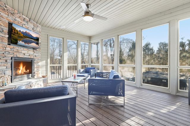 110 Gleahaven Road, Wayzata, MN 55391