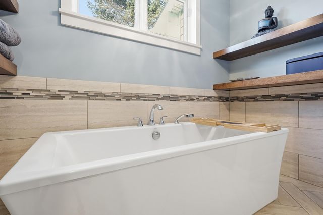 110 Gleahaven Road, Wayzata, MN 55391