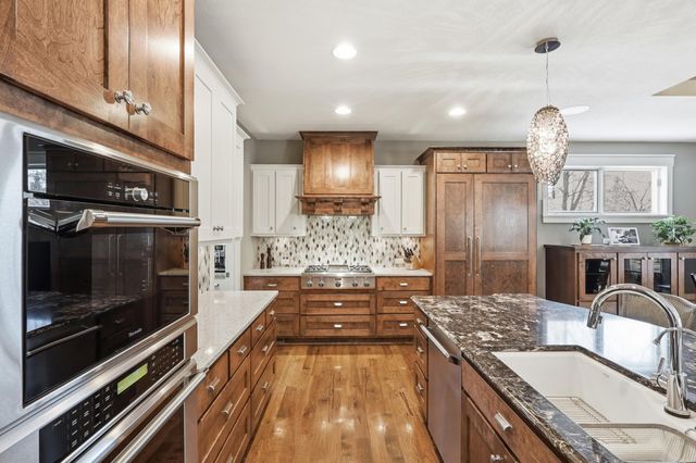 110 Gleahaven Road, Wayzata, MN 55391