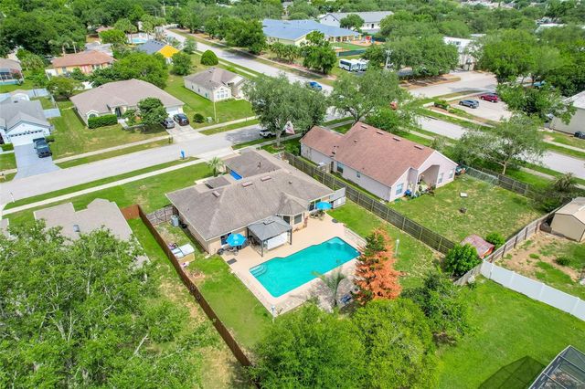923 HATTERAS AVENUE, Minneola, FL 34715