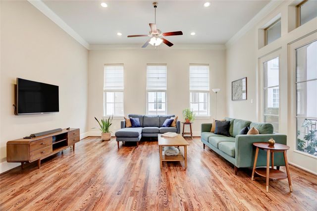 1348 W 25th Street, Houston, TX 77008