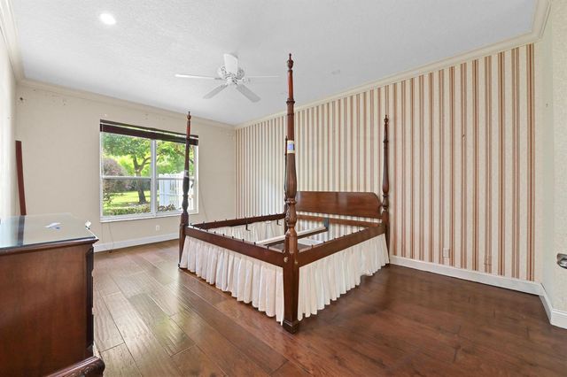 6439 Pebble Creek Way, Boynton Beach, FL 33437