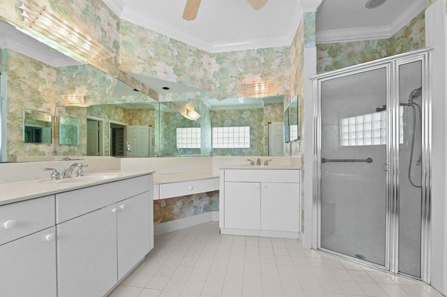 6439 Pebble Creek Way, Boynton Beach, FL 33437