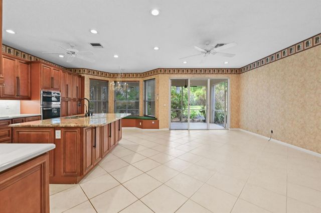 6439 Pebble Creek Way, Boynton Beach, FL 33437