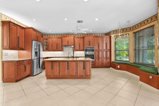 6439 Pebble Creek Way, Boynton Beach, FL 33437