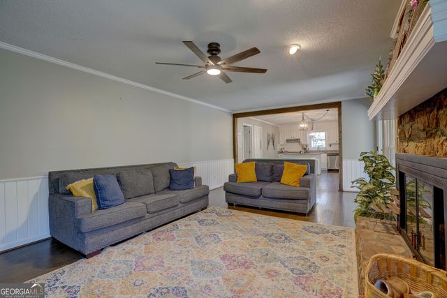 1 River Place Drive SW, Rome, GA 30165