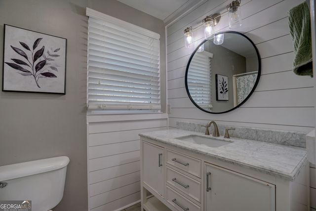 1 River Place Drive SW, Rome, GA 30165