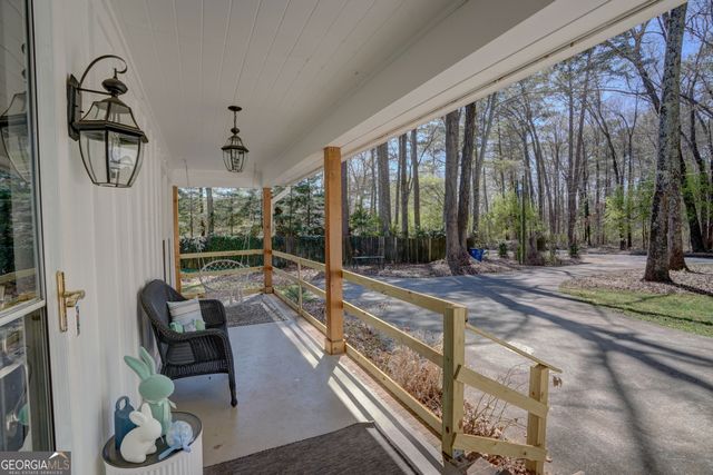 1 River Place Drive SW, Rome, GA 30165
