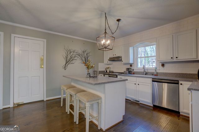 1 River Place Drive SW, Rome, GA 30165