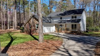 1 River Place Drive SW, Rome, GA 30165