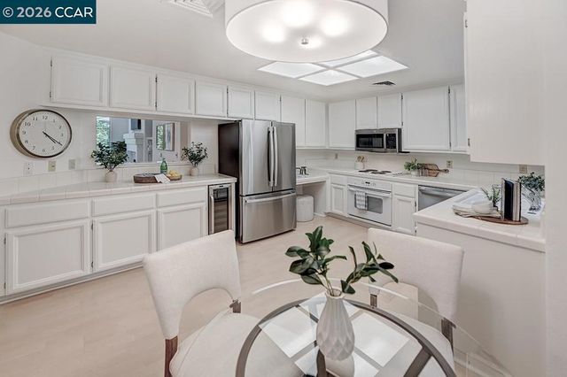 5920 Horsemans Canyon Dr 4A, Walnut Creek, CA 94595