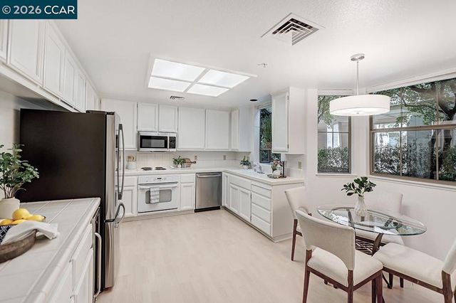 5920 Horsemans Canyon Dr 4A, Walnut Creek, CA 94595