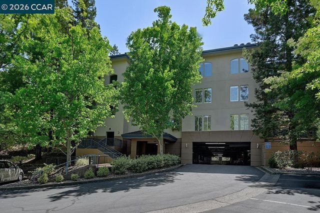 5920 Horsemans Canyon Dr 4A, Walnut Creek, CA 94595