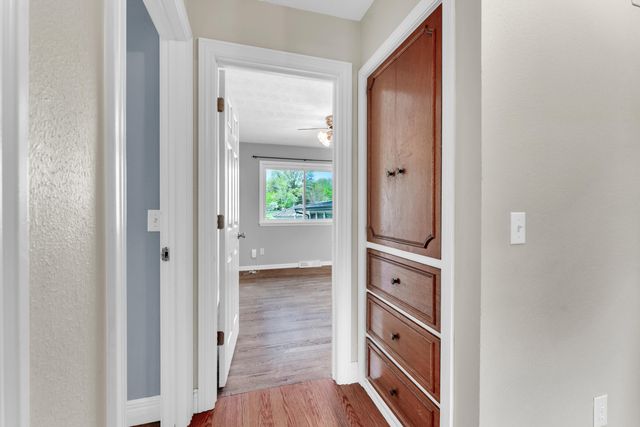 4855 S Tujunga Drive, Springfield, MO 65810