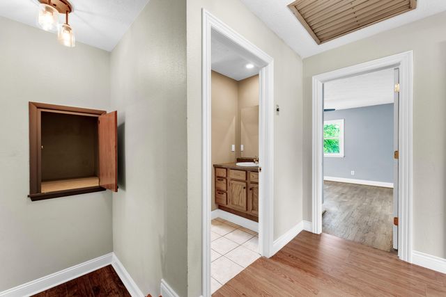 4855 S Tujunga Drive, Springfield, MO 65810