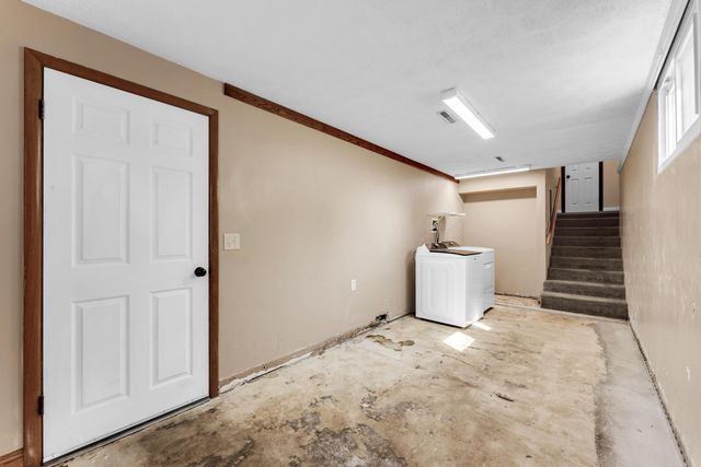 4855 S Tujunga Drive, Springfield, MO 65810