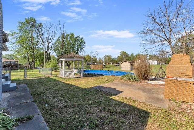 4855 S Tujunga Drive, Springfield, MO 65810