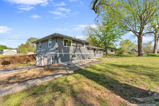 4855 S Tujunga Drive, Springfield, MO 65810