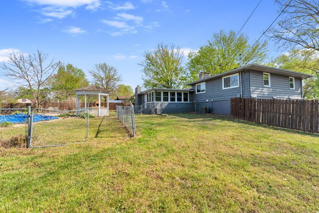 4855 S Tujunga Drive, Springfield, MO 65810