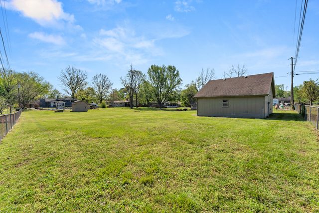 4855 S Tujunga Drive, Springfield, MO 65810