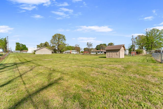 4855 S Tujunga Drive, Springfield, MO 65810