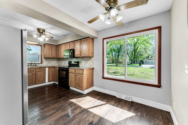 4855 S Tujunga Drive, Springfield, MO 65810