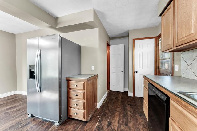 4855 S Tujunga Drive, Springfield, MO 65810