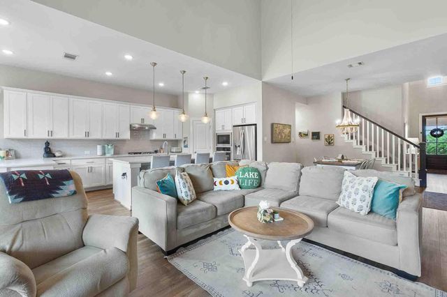 7717 Pace Ravine DR, Lago Vista, TX 78645