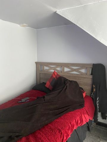 158 W Glen Lane, Riverdale, IL 60827