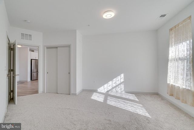 10755 FAIRGROUNDS DR #326, Fairfax, VA 22030