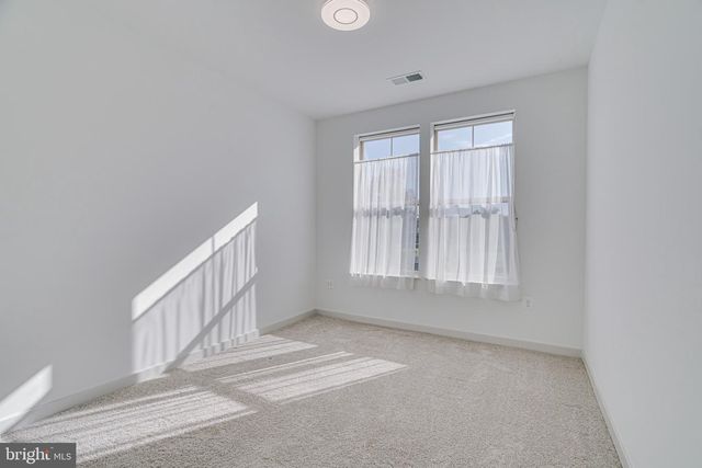 10755 FAIRGROUNDS DR #326, Fairfax, VA 22030