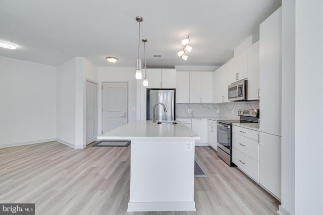 10755 FAIRGROUNDS DR #326, Fairfax, VA 22030