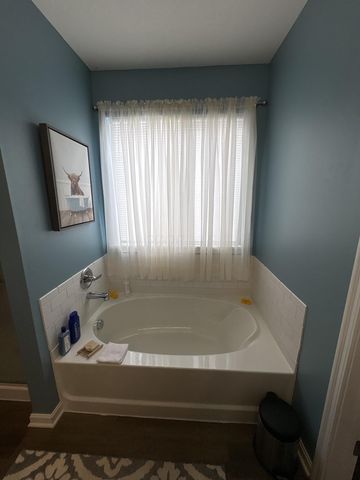 5004 Yenko Court, South Bloomfield, OH 43103