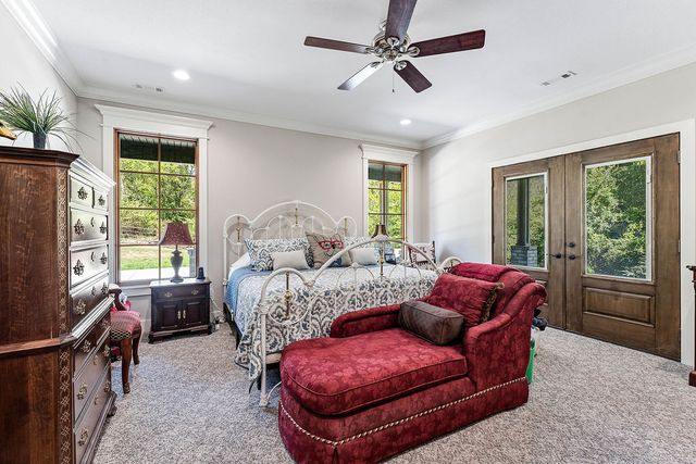864 Healing Springs Road, Cave Springs, AR 72718
