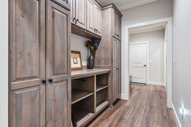 864 Healing Springs Road, Cave Springs, AR 72718