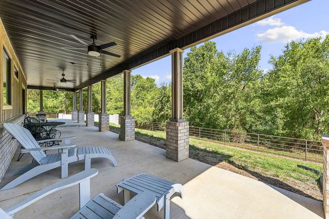 864 Healing Springs Road, Cave Springs, AR 72718