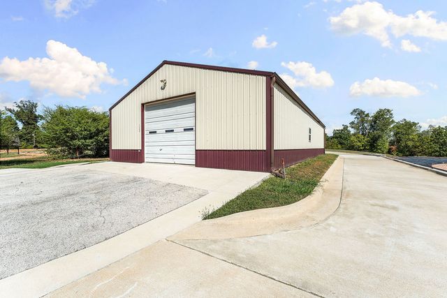 864 Healing Springs Road, Cave Springs, AR 72718