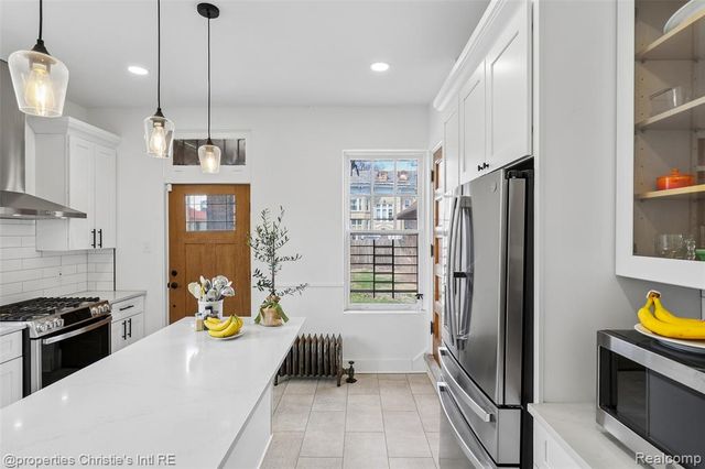 610 Chicago Boulevard, Detroit, MI 48202