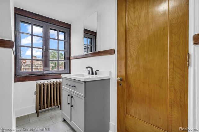 610 Chicago Boulevard, Detroit, MI 48202