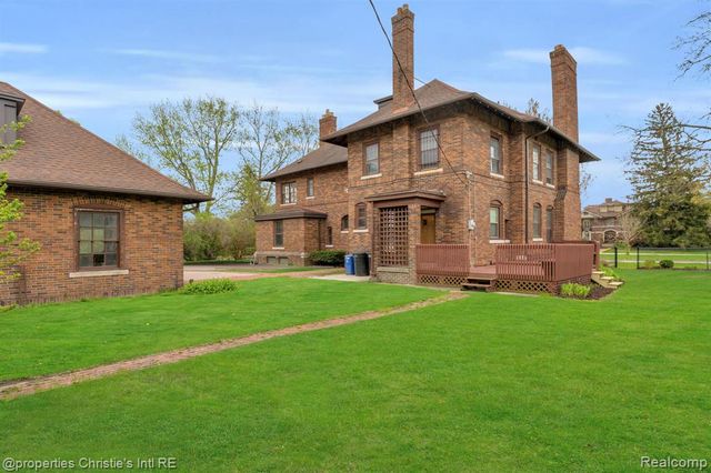 610 Chicago Boulevard, Detroit, MI 48202