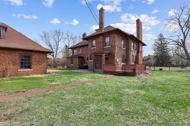 610 Chicago Boulevard, Detroit, MI 48202