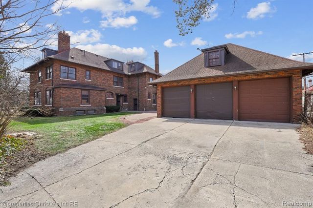 610 Chicago Boulevard, Detroit, MI 48202