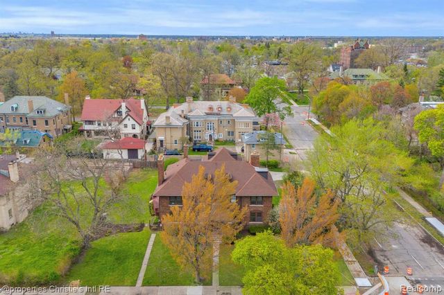 610 Chicago Boulevard, Detroit, MI 48202