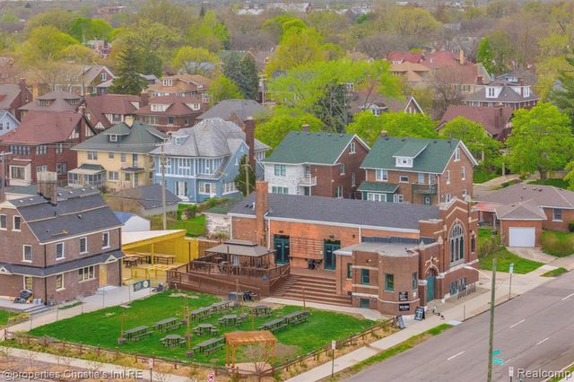 610 Chicago Boulevard, Detroit, MI 48202