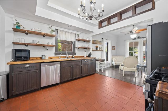 810 E CHURCH STREET, Bartow, FL 33830