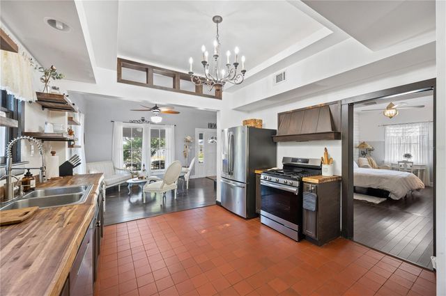 810 E CHURCH STREET, Bartow, FL 33830